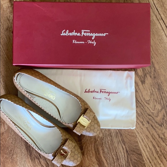 Salvatore Ferragamo women’s shoe - Picture 2 of 8